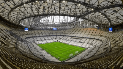 Construções chinesas: Vista interior do Lusail Stadium.
