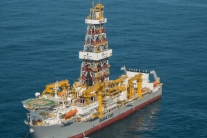 PetroChina e Petrobras descobrem petróleo em águas profundas