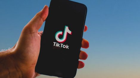 Número de usuários ativos diários do Tiktok ultrapassa 600 milhões em agosto