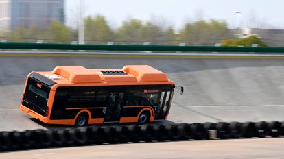 ônibus e táxis de nova energia