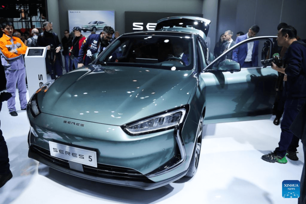 Seres registra maior IPO automotivo da China em 2025 e alcança primeiro lucro anual