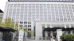 China decide aceitar contato com EUA para negociação de tarifas