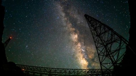 Radiotelescópio submilimétrico