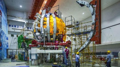 Equipe chinesa Sol Artificial