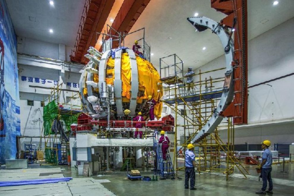 Equipe chinesa Sol Artificial