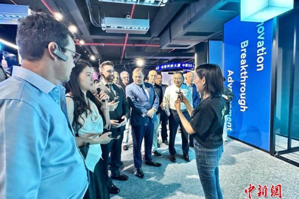 Prefeitos visitam China