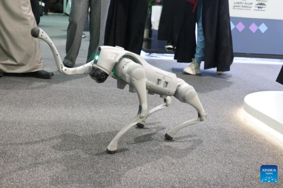 China usa cães-robôs