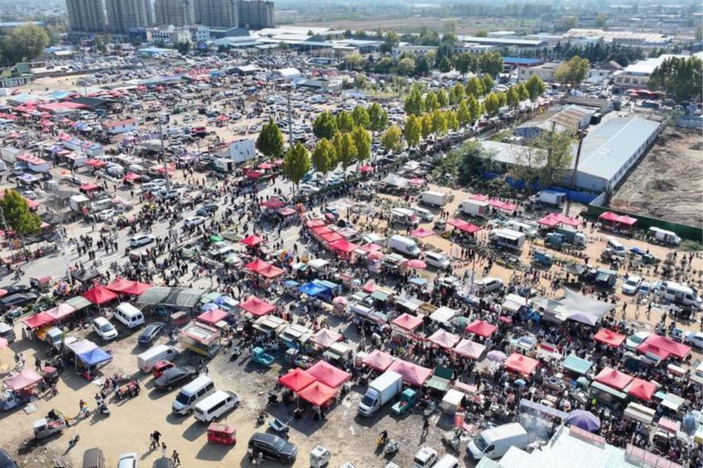 Feira rural na China