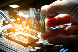 Processadores e memórias