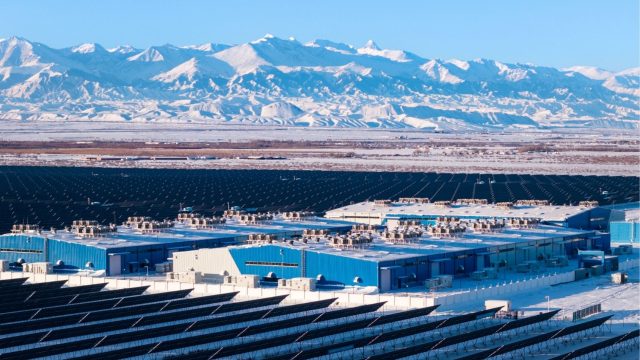 Armazenamento de energia por baterias