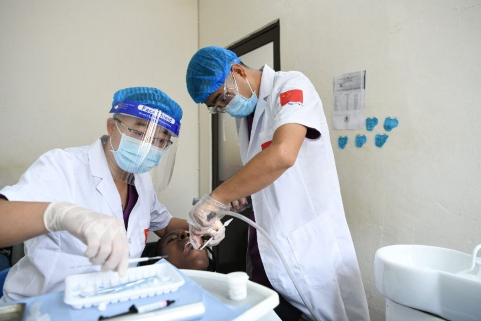 Tratamentos odontológicos em Xangai