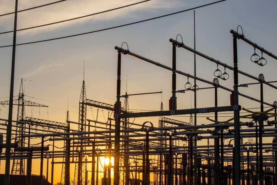 investimento redes elétricas