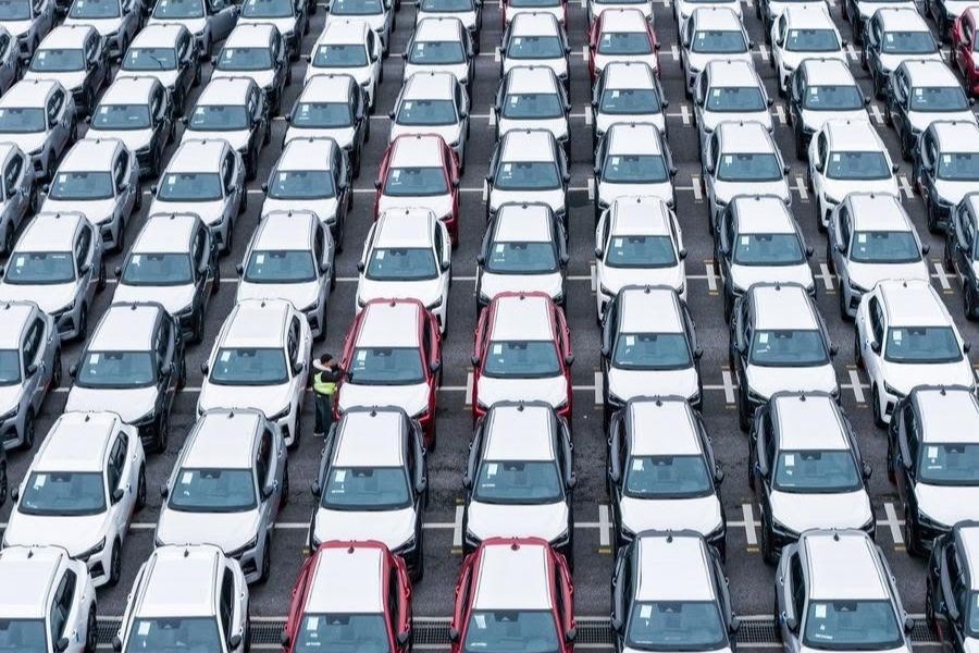 Venda de carros a combustão